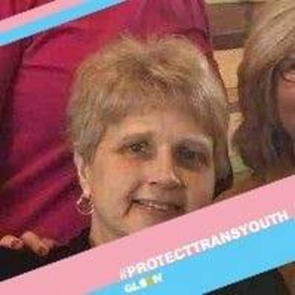 Meet your Posher, Gloria